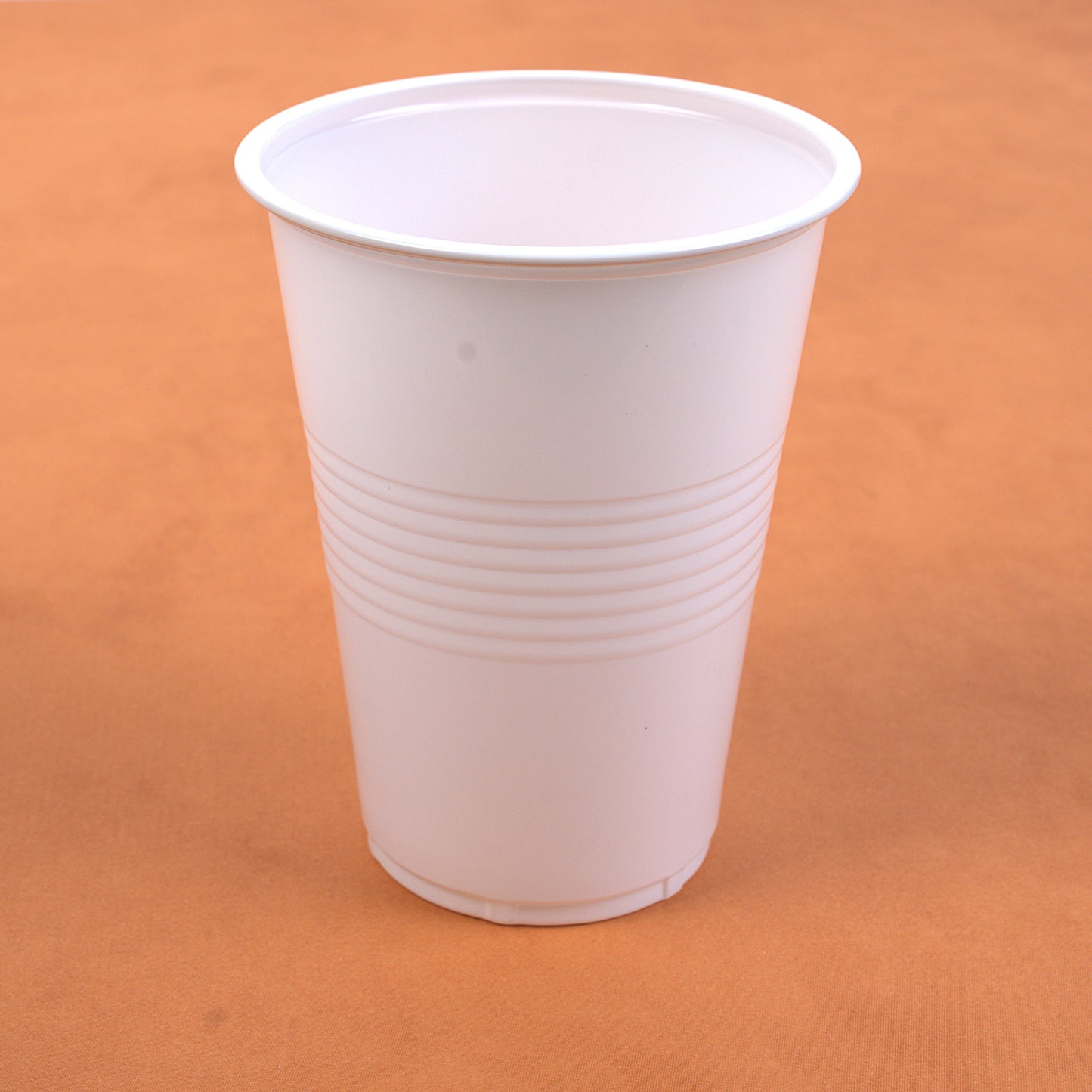 Basic Home White Plastic Cups 16oz (Vaso De Colores Blanco)